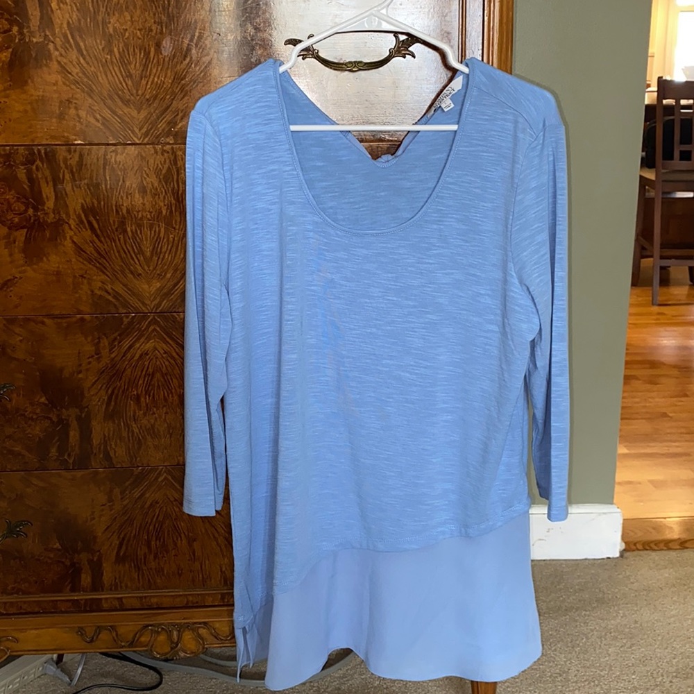 Company Ellen and Tracy- Light Blue 3/4 Sleeve Top